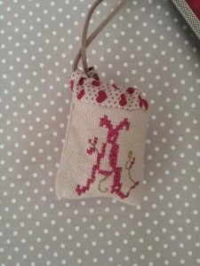 pendientedeunhilo-costureroapliquickana4