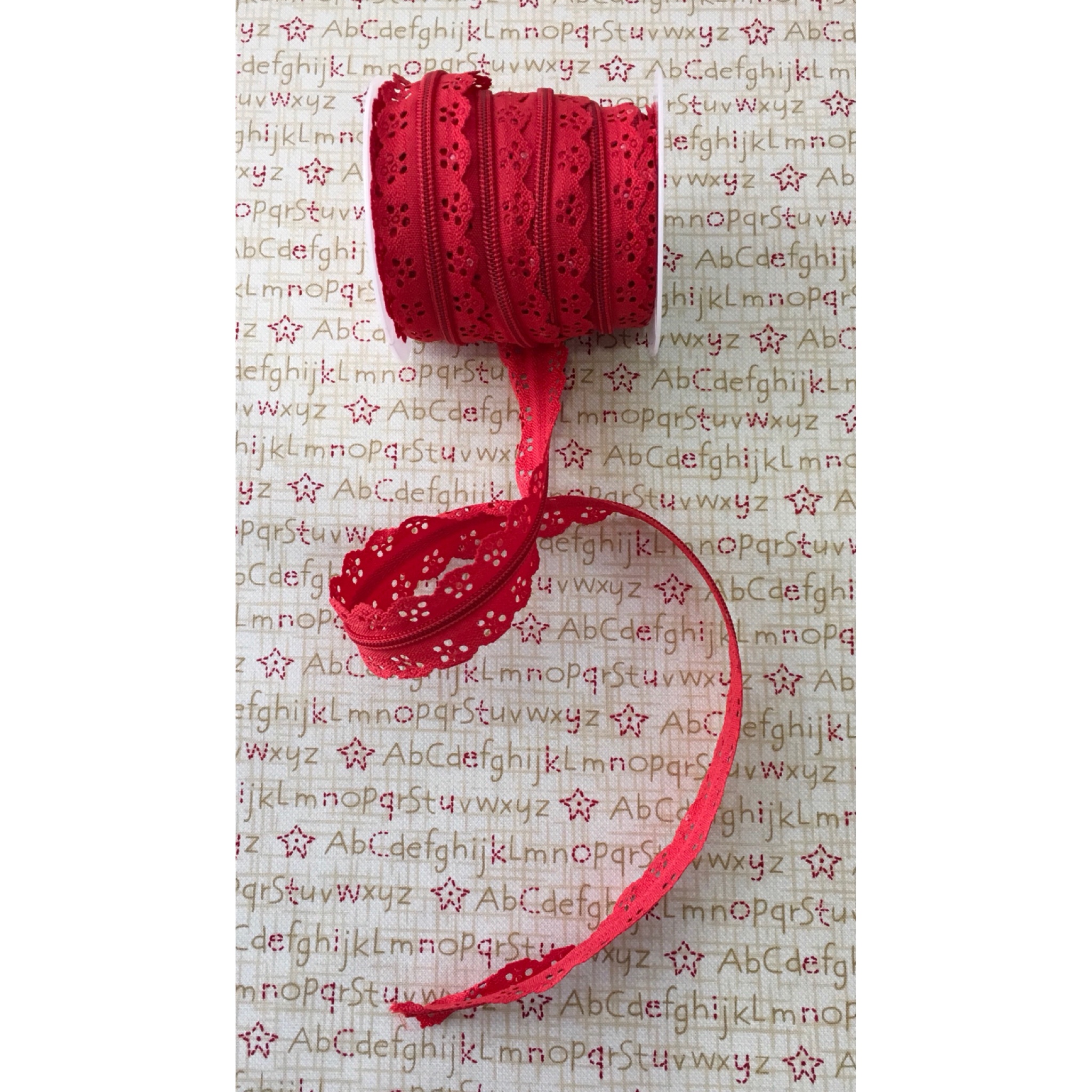 Cremallera con puntilla #roja