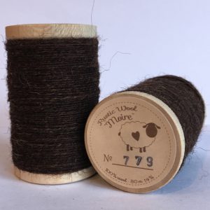Hilos “Rustic Wool Moire” #779
