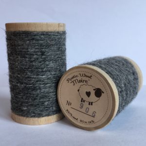 Hilos “Rustic Wool Moire” #906
